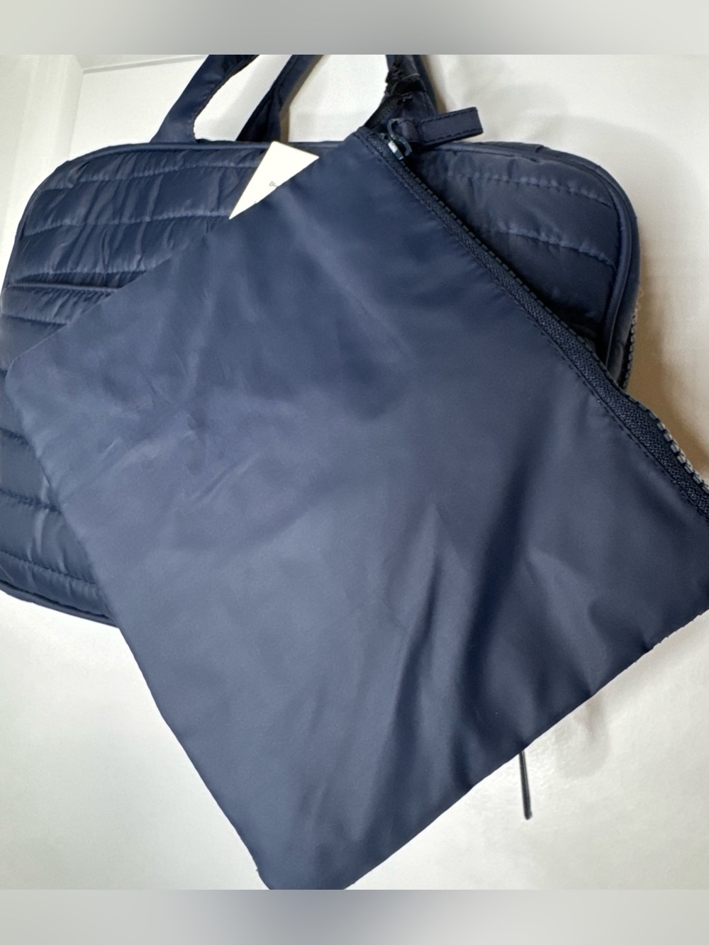 Dabney Lee Quilted puffy Navy Hanging Briefcase with Front Pocket & pouch travel - Picture 7 of 10